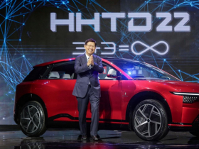 鴻華傳併納智捷，裕隆直奔35.9元漲停！劉揚偉：雙方都想擴大市場，Model B明年Q1開始出貨